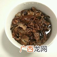 小鸡炖蘑菇