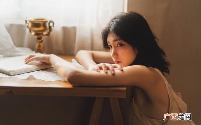 如何和女孩子聊天找共同话题，你跟心仪女生聊天时