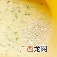补钙小葱鸡蛋饼