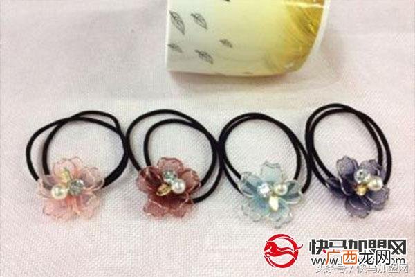 2元店一年能挣多少钱 想开2元店在哪里进货