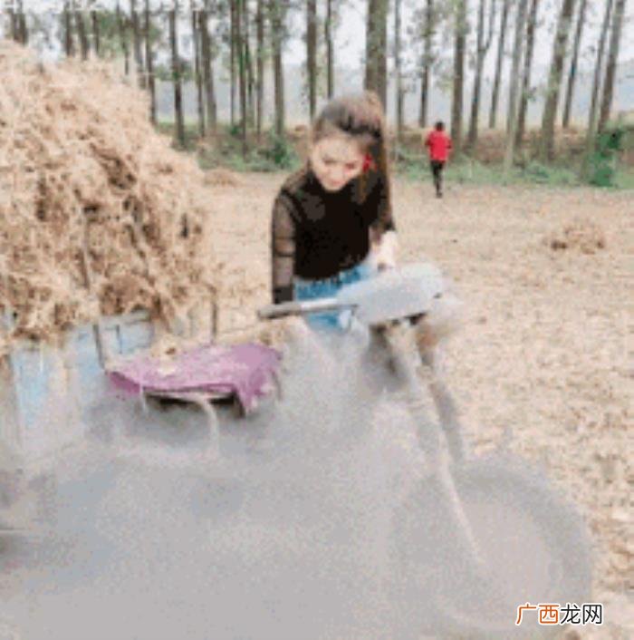 和男朋友聊天幽默的话，尝试跟男朋友很有礼貌的聊天