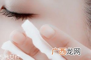 化妆棉湿敷多久好？五分钟就好
