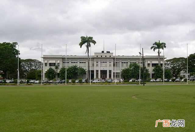 西来大学学费贵不贵（西来大学申请条件有哪些