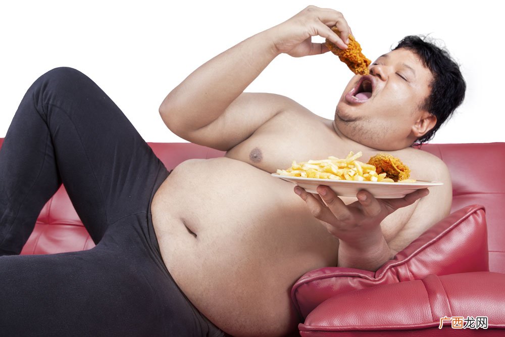 缩腹运动+臀部走路法对抗肥胖妙招