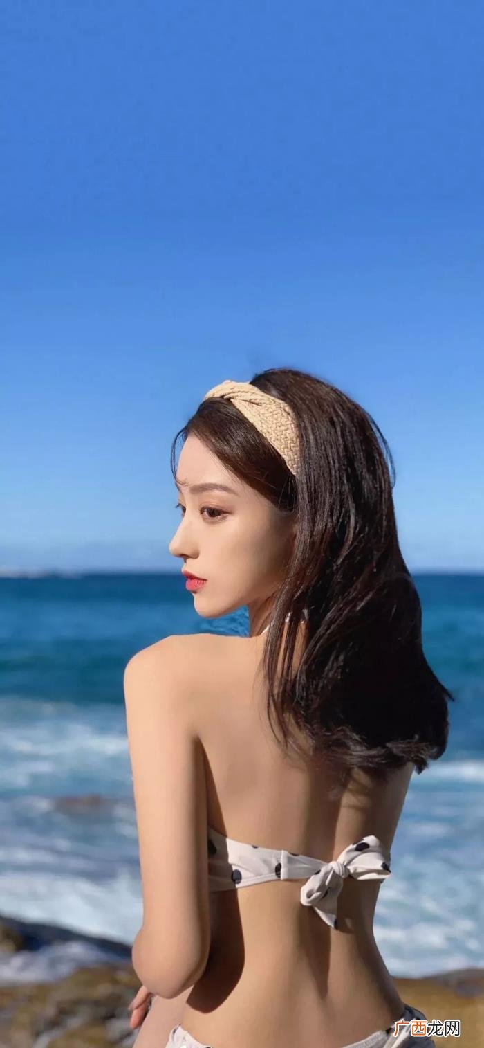 抖音爆火的漂亮小姐姐壁纸 抖音最近很火的图片