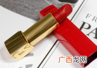 送闺蜜新年礼物怎么挑选？送这些美妆产品她会尖叫