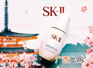 送闺蜜新年礼物怎么挑选？送这些美妆产品她会尖叫