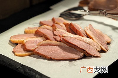 吃什么食物会导致胆固醇高