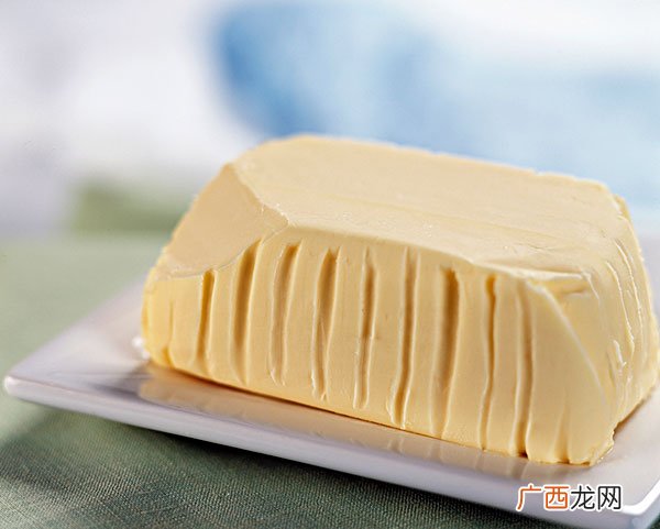 吃什么食物会导致胆固醇高