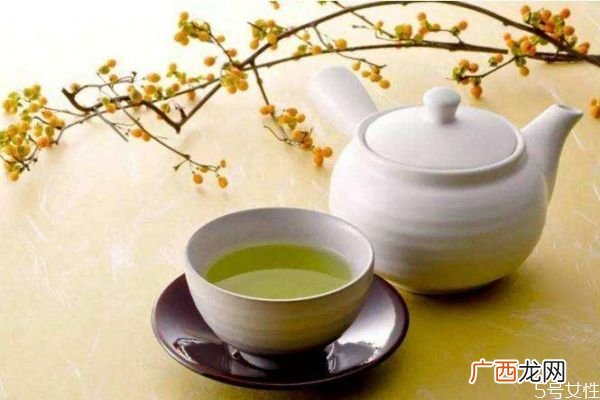 预防老年痴呆的方法喝茶有奇效