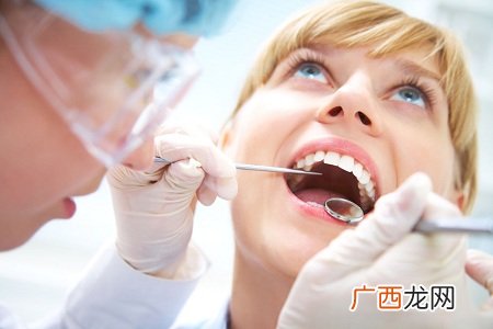 牙齿清洁不当没回诊当心植牙全掉光