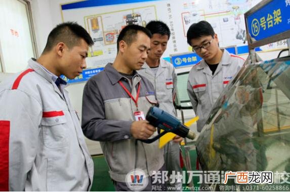 汽车装潢一般学多久,学汽车美容装潢好吗