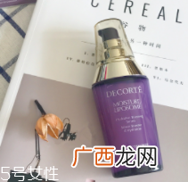皮肤不吸收护肤品怎么回事？光用乳液面霜远远不够
