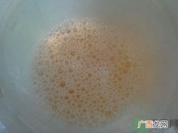 尿液泡沫多是怎么回事?尿液泡沫多是什么原因