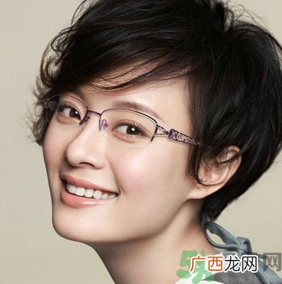 眼睛近视越来越严重怎么样才能恢复视力呢?