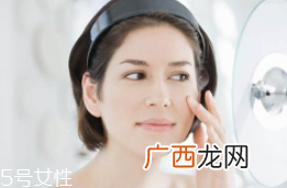 肌底液有几种类型？这两种有不同用法