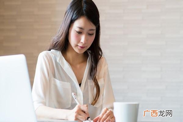 适合没经验女性开的店 开什么店投资小利润大