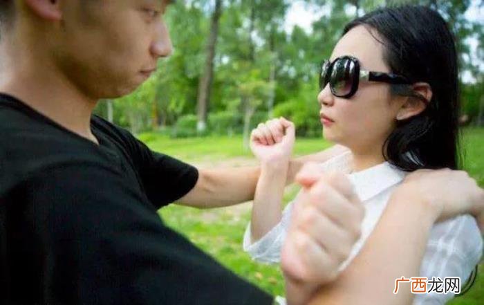 女朋友为什么突然说分手，女朋友生气时说分手什么意思
