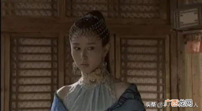 佟丽娅漂亮还是杨幂，杨幂美过佟丽娅