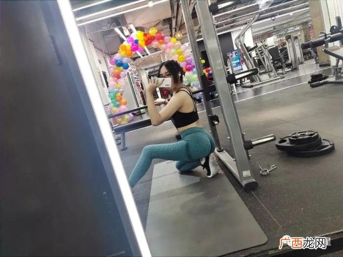 女生健身运动图片，健身的女生有多美