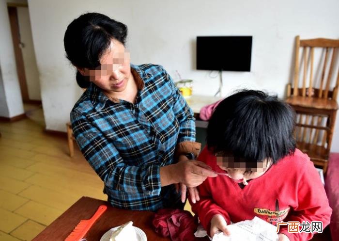 单亲家庭的孩子容易心理不健康 离异小孩心理问题