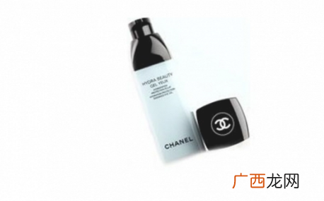 香奈儿山茶花眼霜好用吗？香奈儿眼霜使用方法