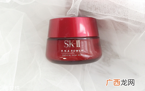 sk2大红瓶跟小红瓶哪个好用 sk2大红瓶面霜成分