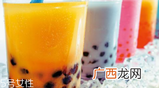 痛风得病为什么低龄化？过量饮用含糖饮料