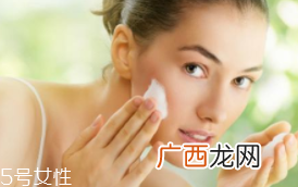 硅胶的洁面仪好用吗？不要使用过多