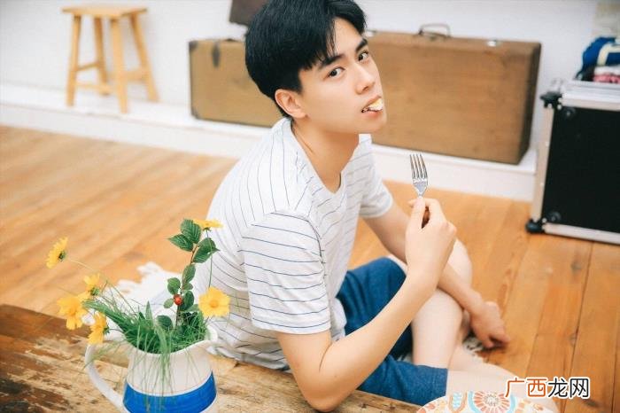 和没有恋爱经历的男人谈恋爱，和没有恋爱经验的男人谈恋爱