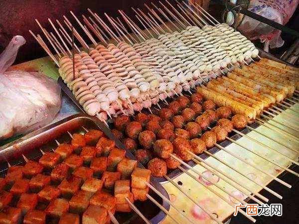 让我们来盘点一下 小吃街卖什么挣钱
