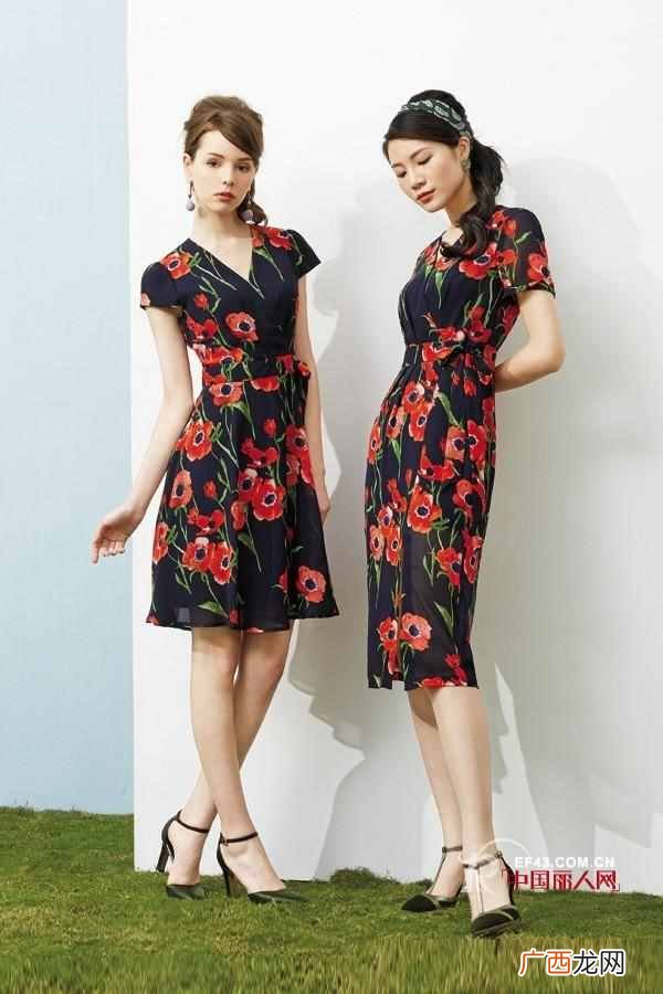 40岁的女人穿什么品牌的衣服(40岁左右女生穿搭