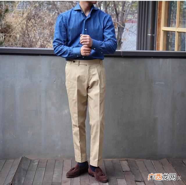 这样穿穿上干练有精神 上班穿什么衣服精神