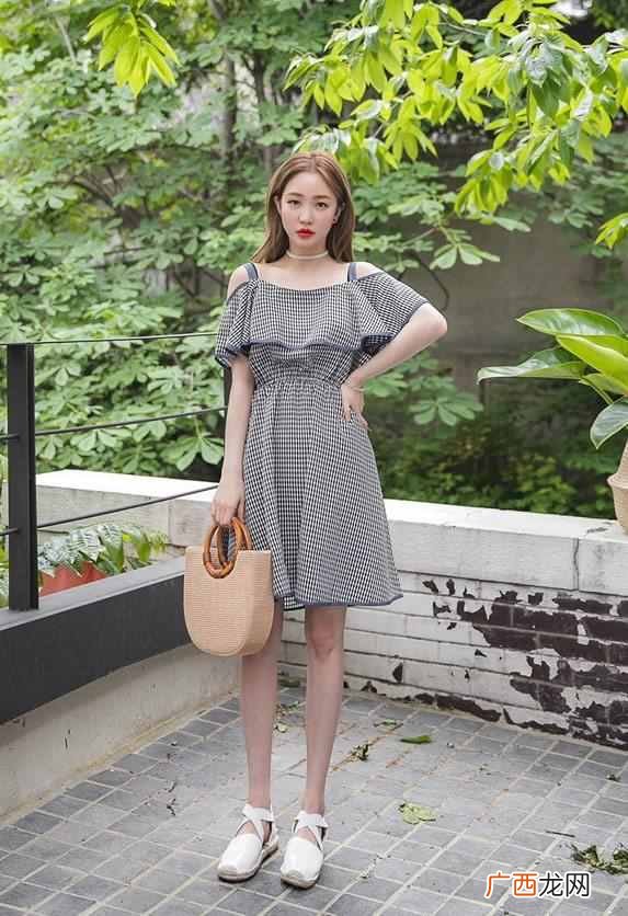 女人约会穿衣搭配技巧 女人约会穿什么衣服