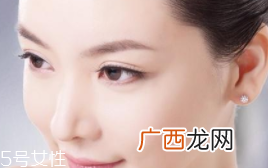美白精华的原理是什么？三类美白精华分析