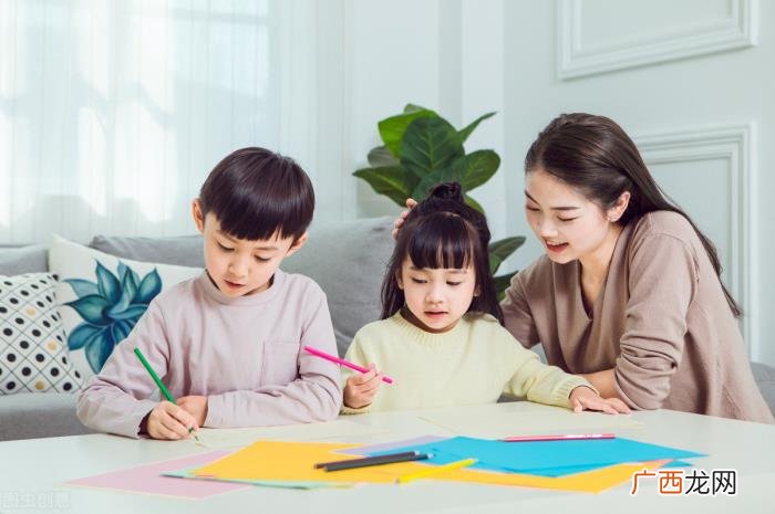 一个从小缺失母爱的女孩 缺少母爱的女孩很可怕
