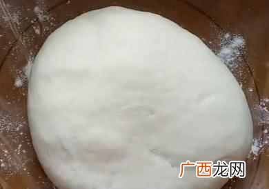 烧饼用的蓬松剂是什么意思（烧饼蓬松酥软的技