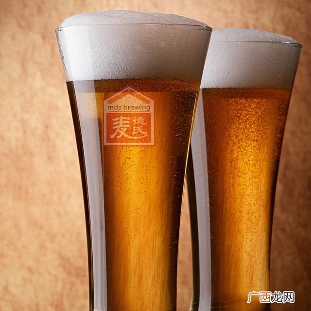 自酿啤酒设备只信中酿机械好,自酿啤酒设备哪里有卖多少钱一套