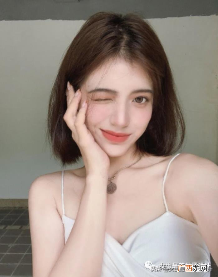 适合发量多些的妹子 发量多适合什么发型