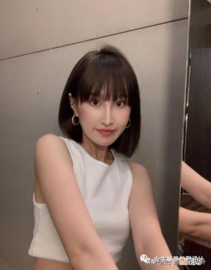 适合发量多些的妹子 发量多适合什么发型