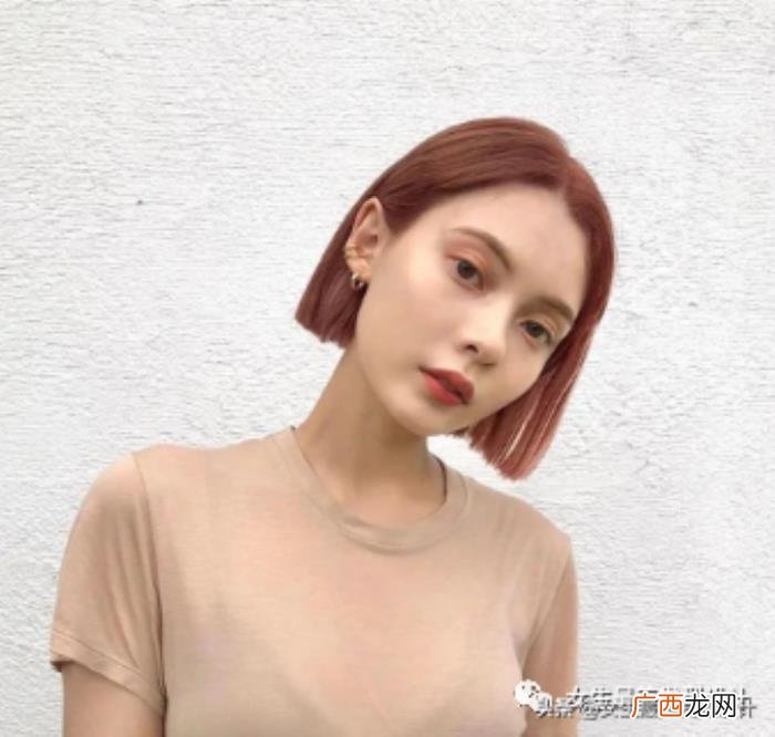 适合发量多些的妹子 发量多适合什么发型