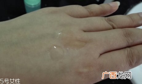 自然堂水润保湿系列怎么样 肌肤马上膨起来