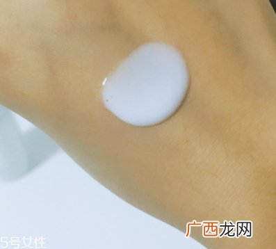 自然堂雪润皙白系列适合什么年龄