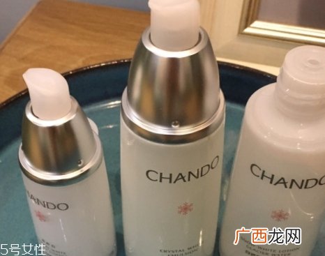 自然堂雪润皙白系列价格表