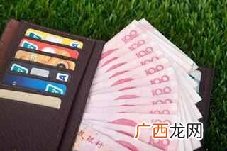 箱包店还能卖什么东西（现在开家箱包店赚钱么