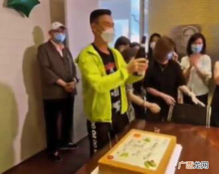 张学友年轻时图片，邓超晒张学友年轻时候帅照为其庆生