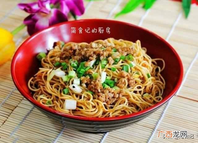 开手工面馆都有什么面(现在开手工面馆赚钱么