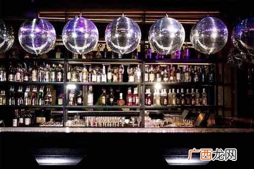 酒吧要有什么条件（开酒吧必须具备的条件解读
