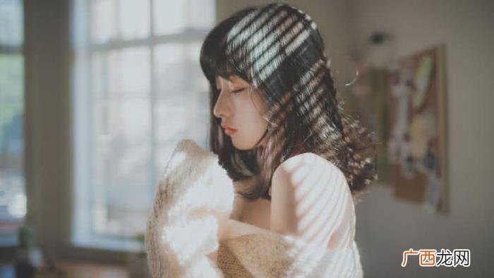 惹女朋友生气了怎么哄，女朋友生气了怎么哄