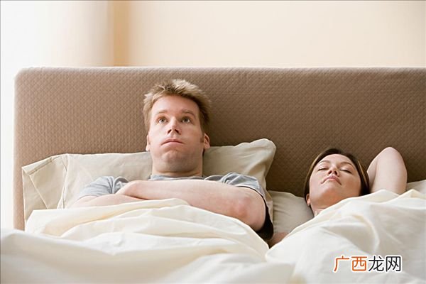 感觉身体很累又睡不着怎么办